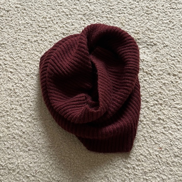 Chunky Infinity Scarf - Picture 1 of 2